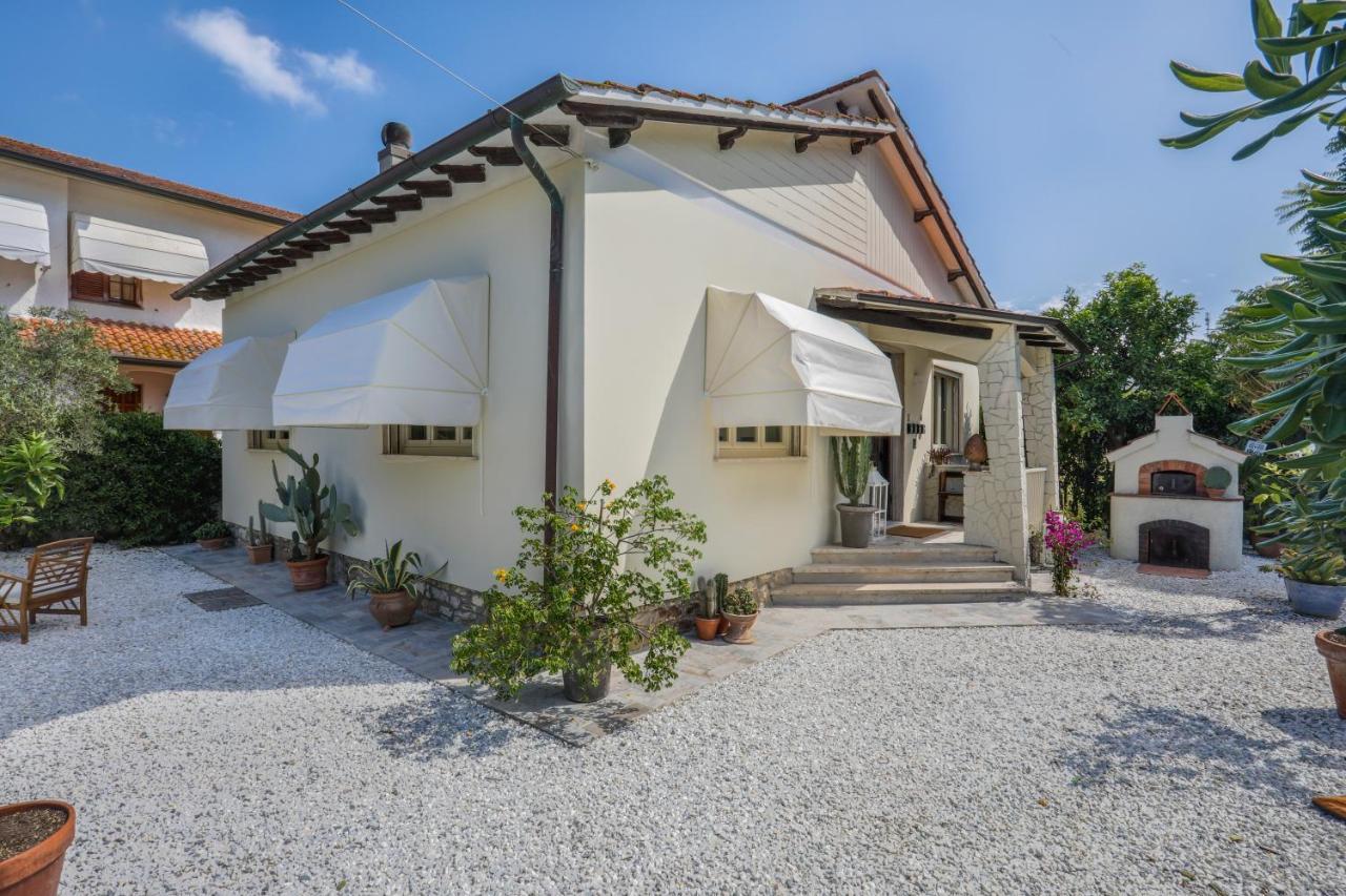 I Levrieri Hotel Torre del Lago Puccini Eksteriør billede